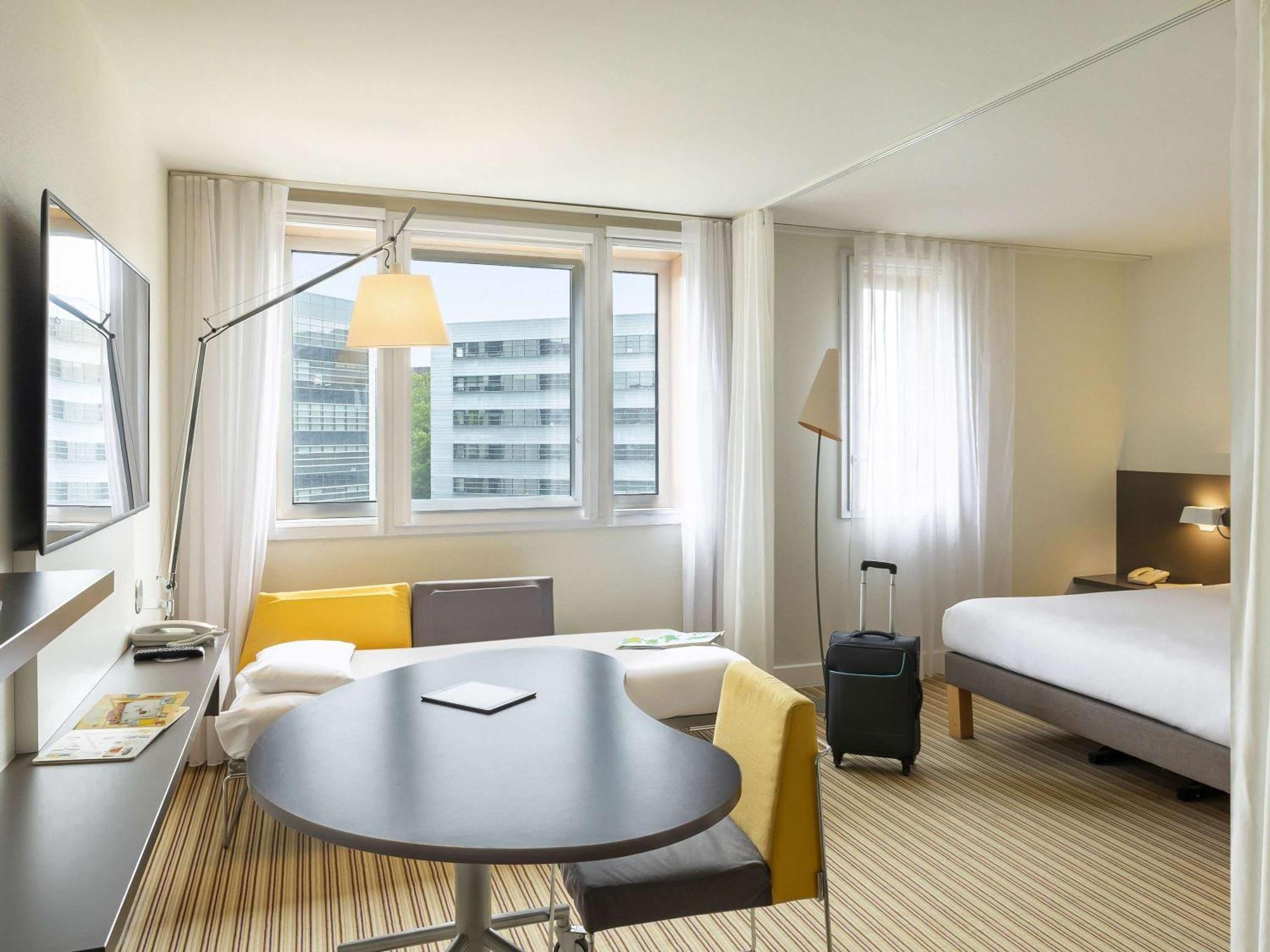 Novotel Suites Lille Europe Exterior foto